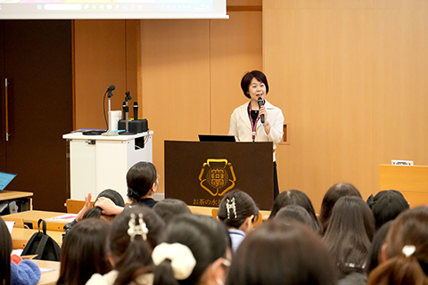 井上副学長あいさつ