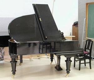 ベヒシュタイン社製小型グランドピアノを復元保存